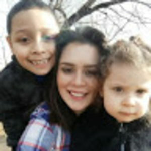 Meet your Posher, Yesenia